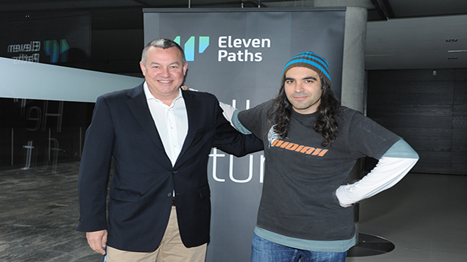 De ziquierda a derecha. Michael Duncan, CEO de Telefónica Digital Europa, y Chema Alonso, consejero delegado de Eleven Paths