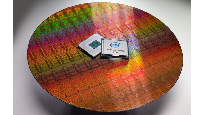 Intel Xeon E7 v3 oblea