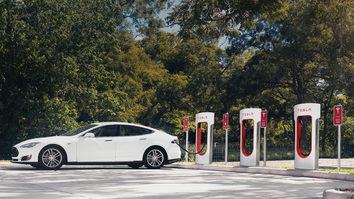 Tesla cargador electrico